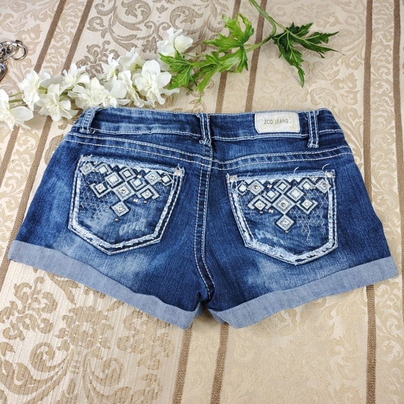 ZCO Pants - ZCO Jeans Women Booty Jean Shorts Size 5